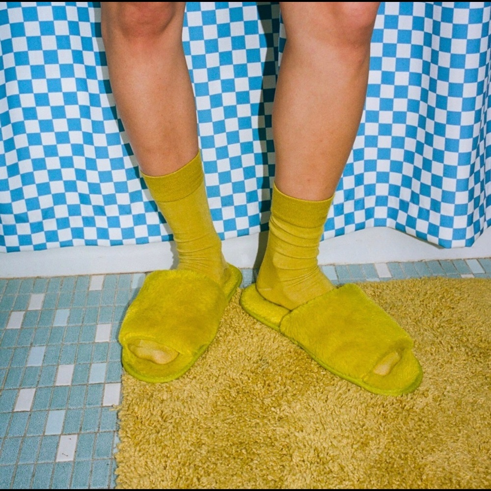 Chartreuse fur-ry slippers – large